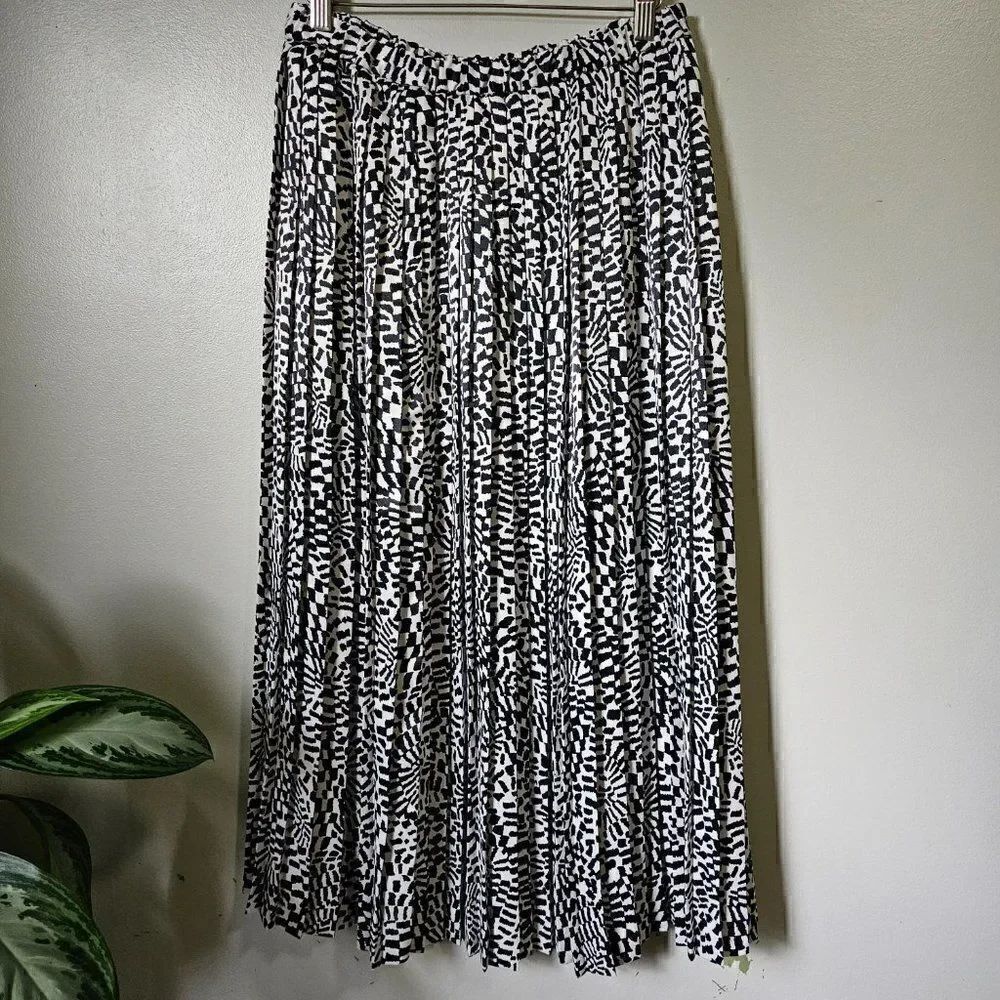 EUC VINTAGE EVAN PICONE ACCORDION BLACK WHITE PRINT MAXI SKIRT SIZE 8 / M
